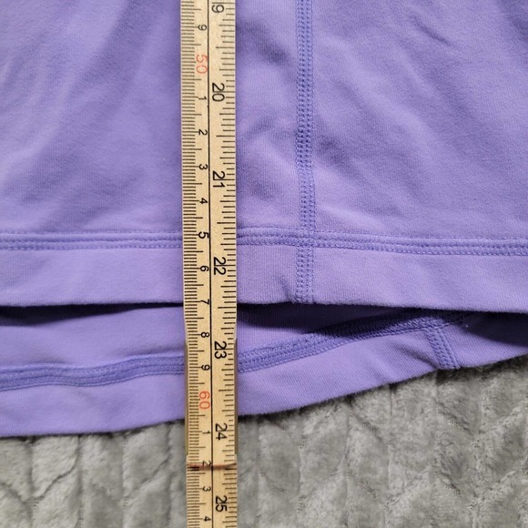 Lululemon Womens 10 Athletic Tank Top Purple Stretch Built In Bra Athletic Fit - Picture 4 of 8